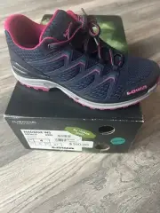Brand New Lowa Women Maddox WS All Terrain Sport Shoes Sneaker Navy/Berry Size 6