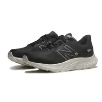 在飛比找PChome24h購物優惠-NEW BALANCE 慢跑鞋 FRESH FOAM 黑白色