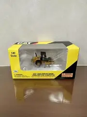 Norscot 55246 CAT CS56 Vibratory Soil Compactor 1/87 HO NEW
