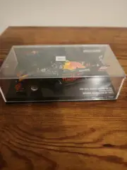 Sergio Perez 1:43 2021 Azerbaijan Win Minichamps