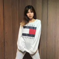 在飛比找Yahoo!奇摩拍賣優惠-美國百分百【全新真品】Tommy Hilfiger 大學T 