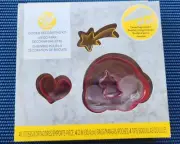 Wilton Cookie Decorating Kit - 4 Cutters 4 12 in Bags 4 Tips - Shooting Star