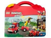 NEW LEGO City Juniors 10740 Fire Patrol Suitcase 110 PCS Ages 4-7 Years