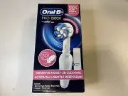 ORAL-B ELECTRIC TOOTHBRUSH PRO 1500X POWERED BY BRAUN - New