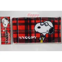 在飛比找蝦皮購物優惠-Happy SNOOPY 正版授權商品 史努比 史奴比 口罩