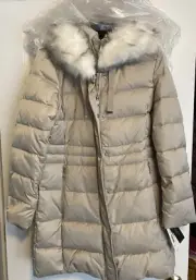 NEW TAHARI Women’s Faux Fur Blake Puffer Jacket Pale Oak Size Medium NWT