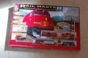 Rail Master Santa Fe Train HO Scale Set NIB