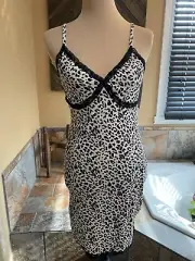 NEW Wild Fable Animal Print Lace Trimmed Nightgown MEDIUM Polyester Spandex NWT
