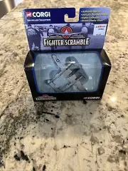 CORGI SHOWCASE COLLECTION FIGHTER SCRAMBLE P-38 LIGHTNING PACIFIC "LITTLE EVA"
