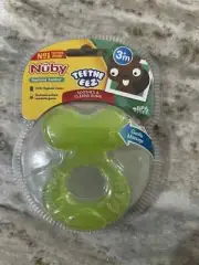Nuby Teethe-EEZ Soothing Teether - 3m and up - BPA Free