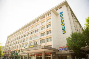 如家酒店(天津津塘路河東體育場店)Home Inn (Tianjin Jintang Road Hedong Stadium)