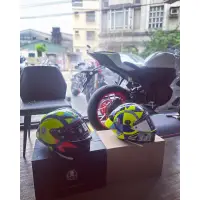 在飛比找蝦皮購物優惠-AGV PISTA GP RR - SOLELUNA 202