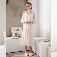 在飛比找ETMall東森購物網優惠-Rosemaid 羅絲美 - 時光微甜圓領長袖蕾絲洋裝睡衣 