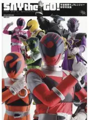 DETAIL OF SUPER SENTAI UCHU SENTAI KYURANGER Photo Collection Japan NEW