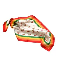 在飛比找momo購物網優惠-【COACH】滿版亮彩印花方型絲巾(心型彩虹/58x58CM