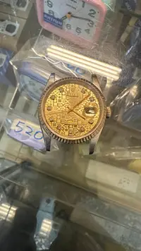在飛比找Yahoo!奇摩拍賣優惠-港勞 類16233 半金錶 二手精品