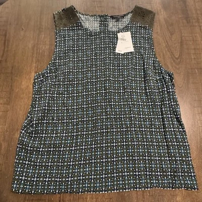 NWT! Banana Republic Sleeveless Top Women’s Sz Large Rayon Button Back Floral
