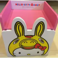 在飛比找蝦皮購物優惠-二手 康是美 COSMED Hello Kitty x Ro