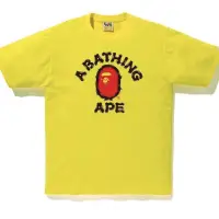 在飛比找蝦皮購物優惠-現貨 BAPE  college tee 特殊字體