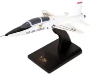 USAF Northrop T-38 Talon Trainer Desk Top Display Jet Model 1/48 SC Airplane New