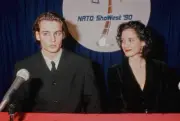 Johnny Depp Winona Ryder at a press conference at NATO Showest- 1990 Old Photo 1