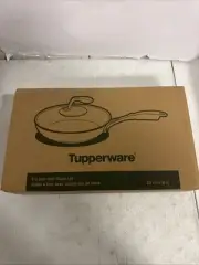 SALE! SALE! TUPPERWARE SERIES ll 8"/20cm FRY PAN with GLASS COVER NEW In Box