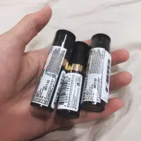 在飛比找蝦皮購物優惠-現貨 全新 Revlon 露華濃 經典璀璨唇膏