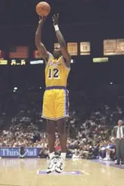 Forward Jerome Kersey Los Angeles Lakers shoots the ball the Utah - Old Photo