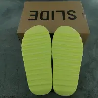 在飛比找Yahoo!奇摩拍賣優惠-Adidas Yeezy Slide Glow Green 