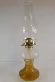 NOS VTG 1970's Kerosene Lamp by Jeannette Amber Base Glass Hobnail Wick Eagle