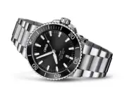 Oris AQUIS Black Dial 300 m , 43.5 mm DIVERS WATCH RRP $3600 SELLING in AUST