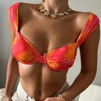 在飛比找ETMall東森購物網優惠-Printed Bikini Slim Fit Breast