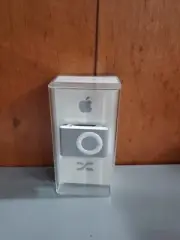 New Apple Ipod Shuffle 2nd Gen MA564LL/A A1204 1GB MP3 Player Silver - SEALED