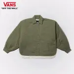 【VANS 官方旗艦】TOKYO DESIGN COLLECTIVE 男女款軍綠色長袖教練外套