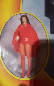 Costumes Red Taffeta Cape, 45'' new lot 105 by franco