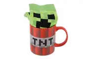 Minecraft TNT Block Ceramic Mug & Creeper Mob Unisex Socks Novelty Gift Set
