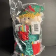 Plush Elf Hugging Holding Christmas Towel Washcloth Set NEW