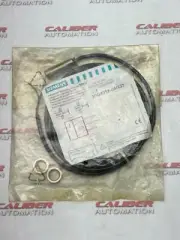 SIEMENS 3RG4012-0AG33 Inductive Proximity Switch (NEW)