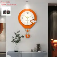 在飛比找蝦皮商城精選優惠-輕奢掛牆 時尚家用裝飾個性時鐘現代簡約 客廳掛錶鐘錶掛鐘創意