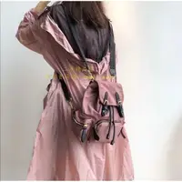 在飛比找蝦皮購物優惠-二手 Burberry Rucksack 書包 粉色 金扣 