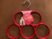 NEW Daiso Red Non Slip Scarf Hanger / Closet Organizer Red 5 Loops Hangers
