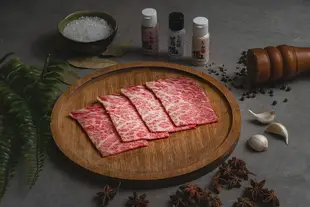 【牛本家】新春大優惠 日本A5和牛-燒肉片(1KG)