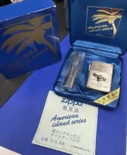 ZIPPO 1996 AMERICAN ISLAND SERIES MAUI HAWAII SILVER LIGHTER UNFIRED IN BOX Q900