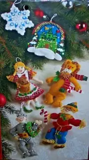 Bucilla WIZARD of OZ Felt Christmas Ornaments Kit VERY RARE~OOP FACTORY New