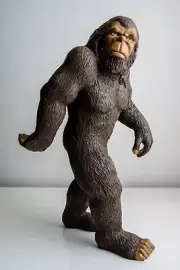 Archie McPhee BIGFOOT Yeti Sasquatch 2009 Accoutrements 18" Resin NIB