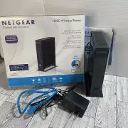 Netgear N300 300 Mbps 4-Port 10/100 Wireless N Router (WNR2000) NOB