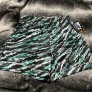 AND1 Men's 8" Inseam Basketball XL Lucite Green Shorts NWT-Comfy!