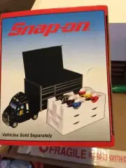 Snap On Tools Collectable Top Box Truck holds 18 1:64 Scale cars 2007