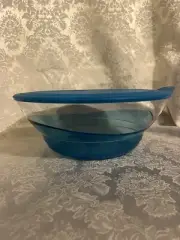 Tupperware Sheerly Elegant Serveware Large Bowl 3.4 Qt./3.2 L In Azure Blue