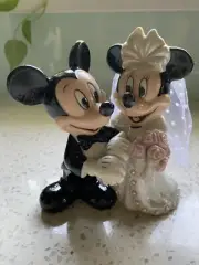 Minnie & Mickey Bride & Groom Ceramic Wedding Cake Topper/Decoration. 5.5”X 5”.